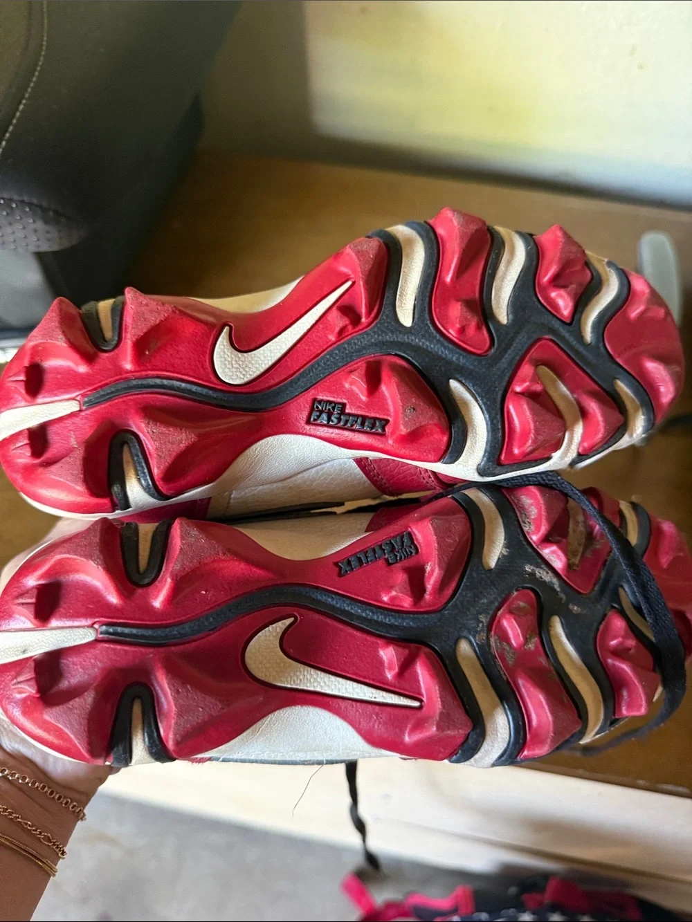 Nike Kids Red, White & Black Low-Top cleats